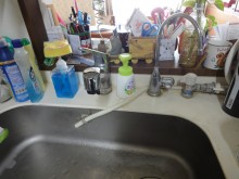 シンクもカウンターもひろびろL字型対面キッチン